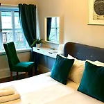 Kings Arms كيركبي لونسديل