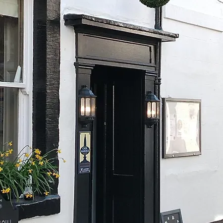 Kings Arms ホテル 4*